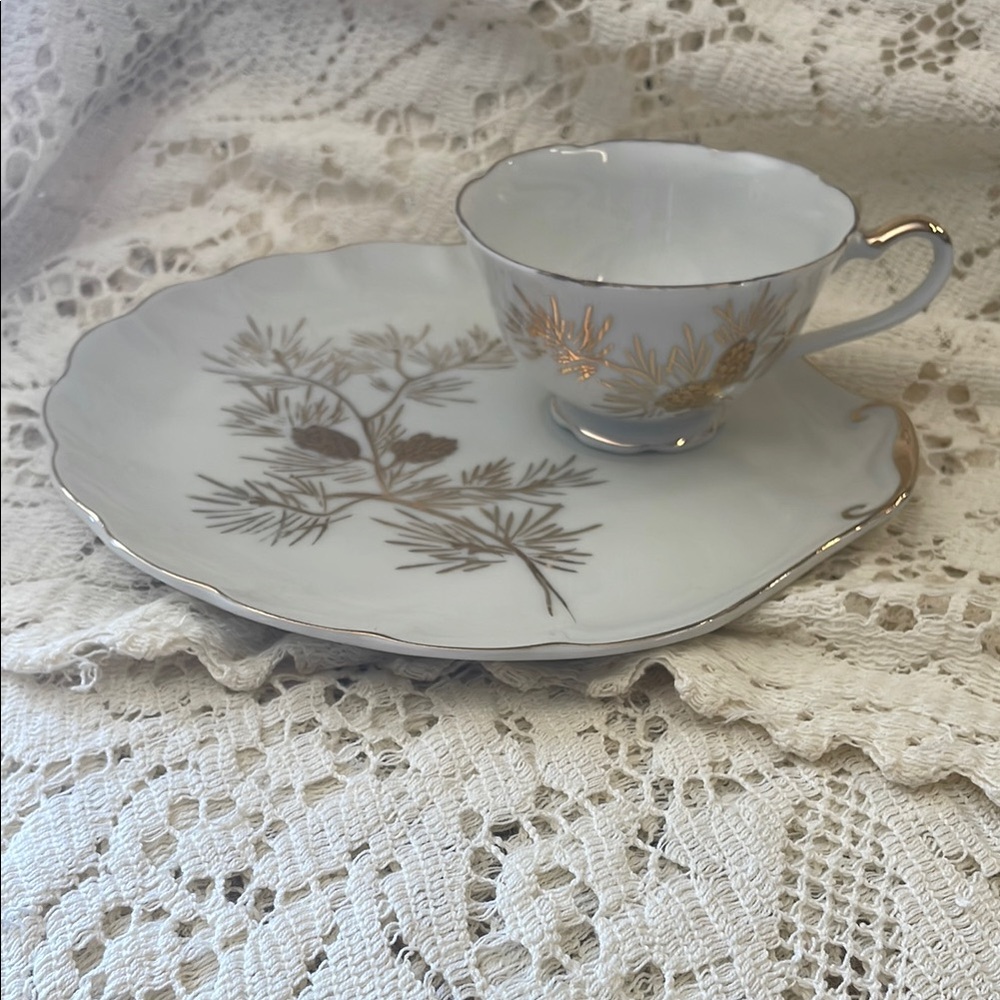 Set of Antique Golden Pinecone Snack Set